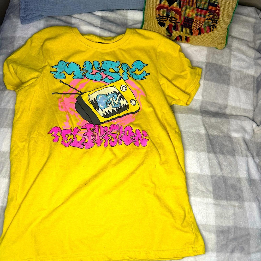 💛Fun MTV tee shirt!💛